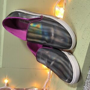 Women's Steve Madden Iridescent Fuchsia Slip-On Sneakers 5